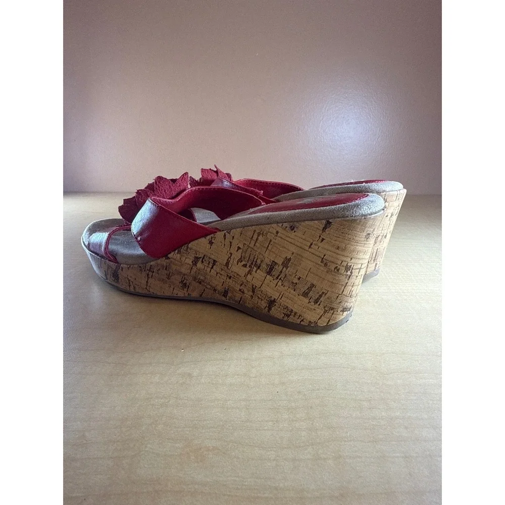Yuu‎ Red Floral Wedge Sandals Cork Platform Slide Shoes Womens Size 9